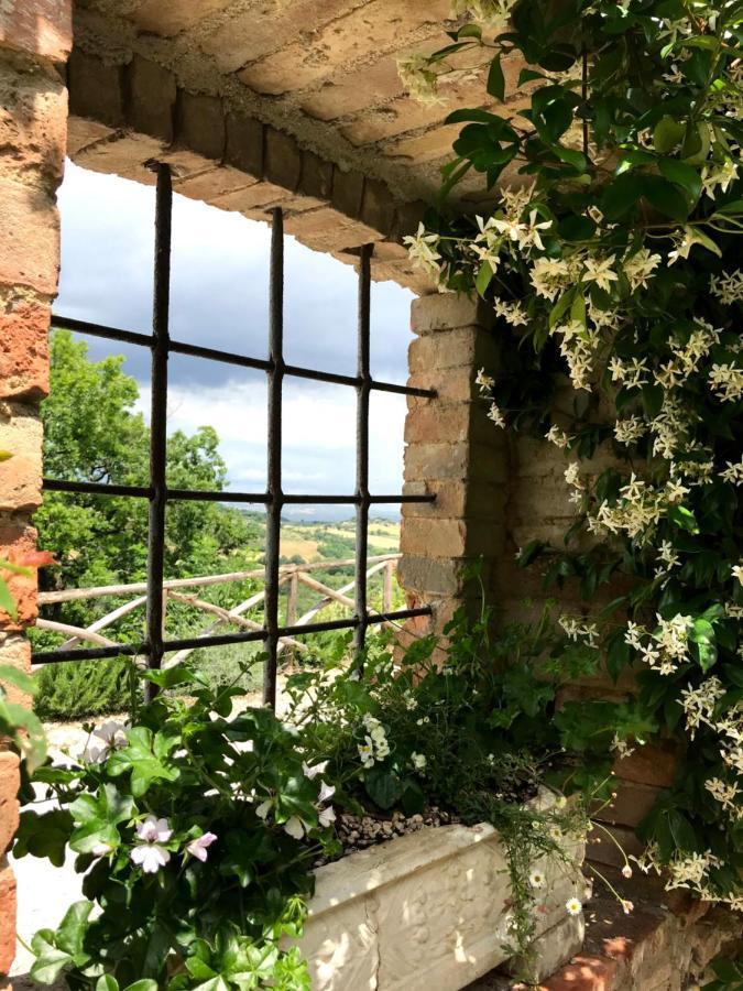 Отель Il Borgo Di Olive Sismano Экстерьер фото