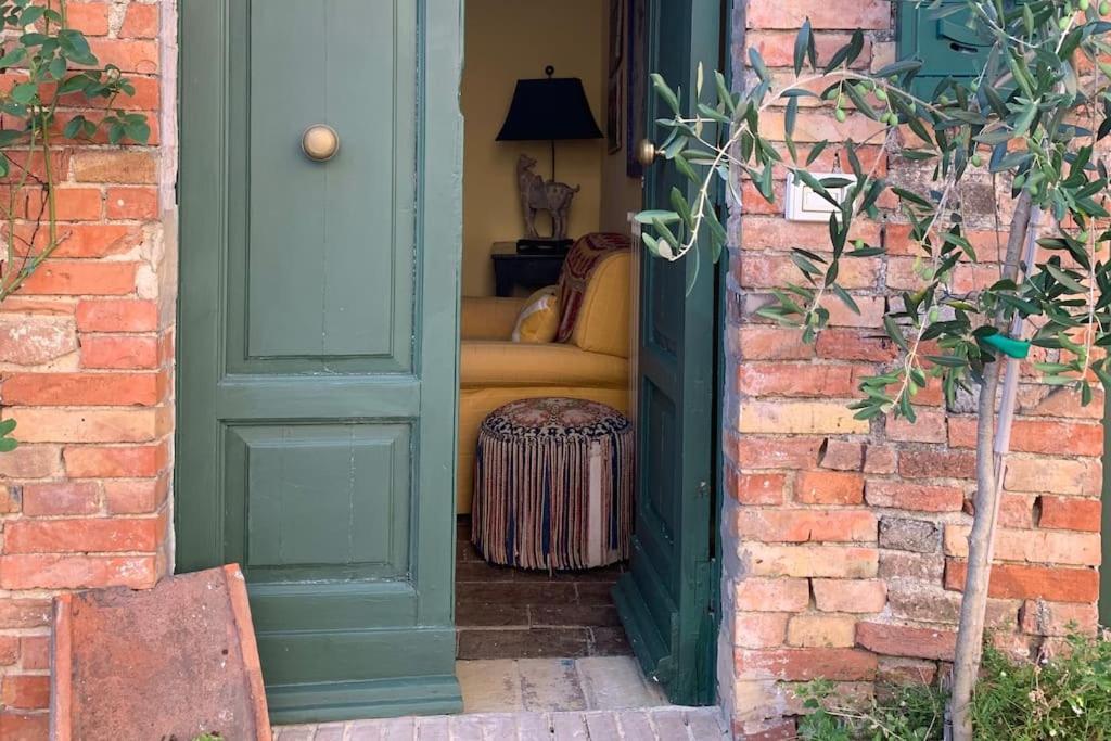 Отель Il Borgo Di Olive Sismano Экстерьер фото