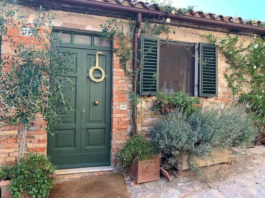 Отель Il Borgo Di Olive Sismano Экстерьер фото