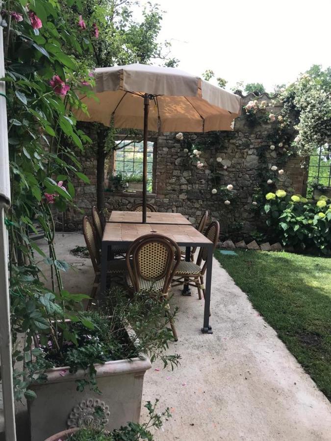 Отель Il Borgo Di Olive Sismano Экстерьер фото